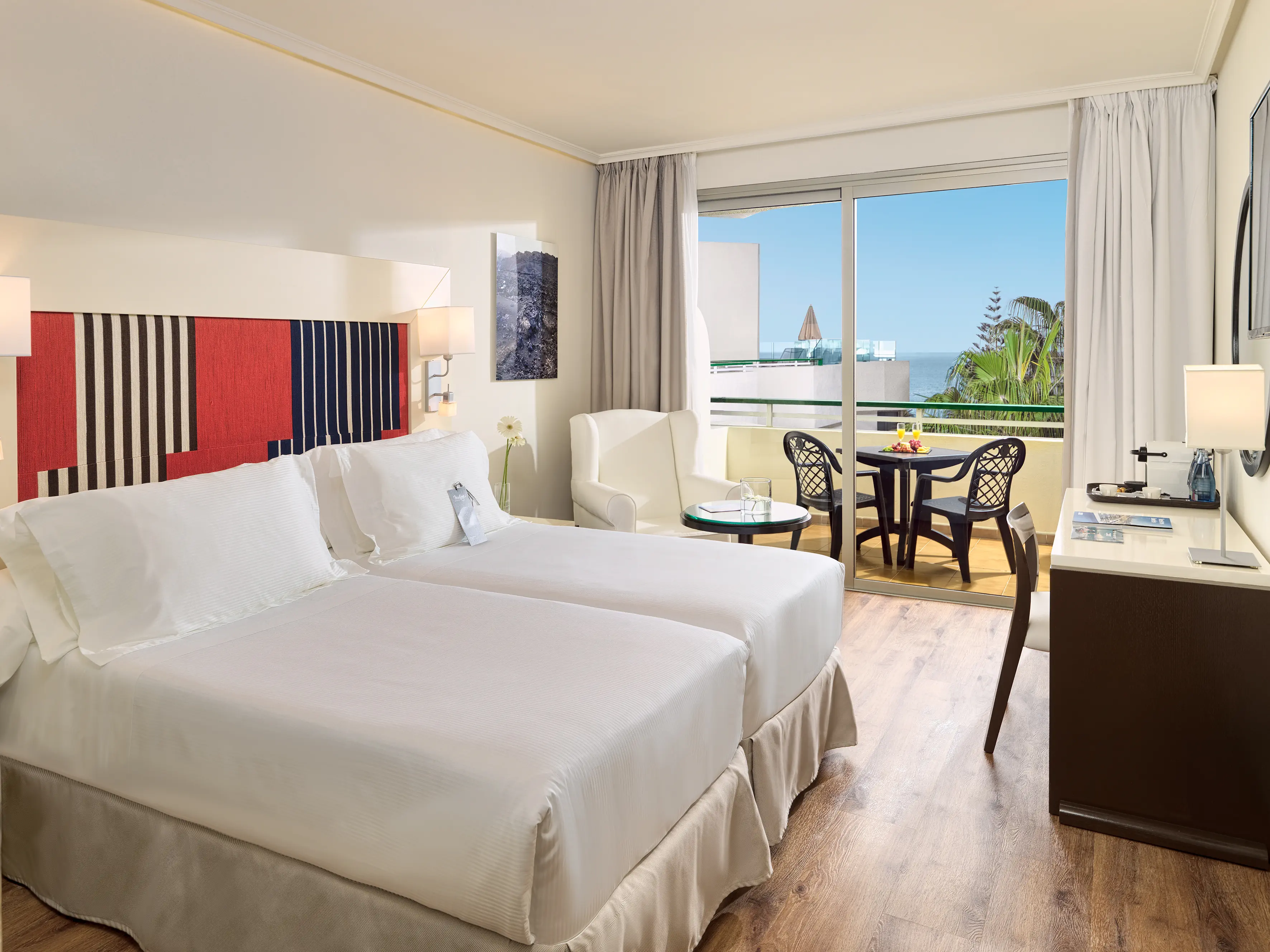 H10 Las Palmeras (Playa de las Americas) - zdjęcie 27