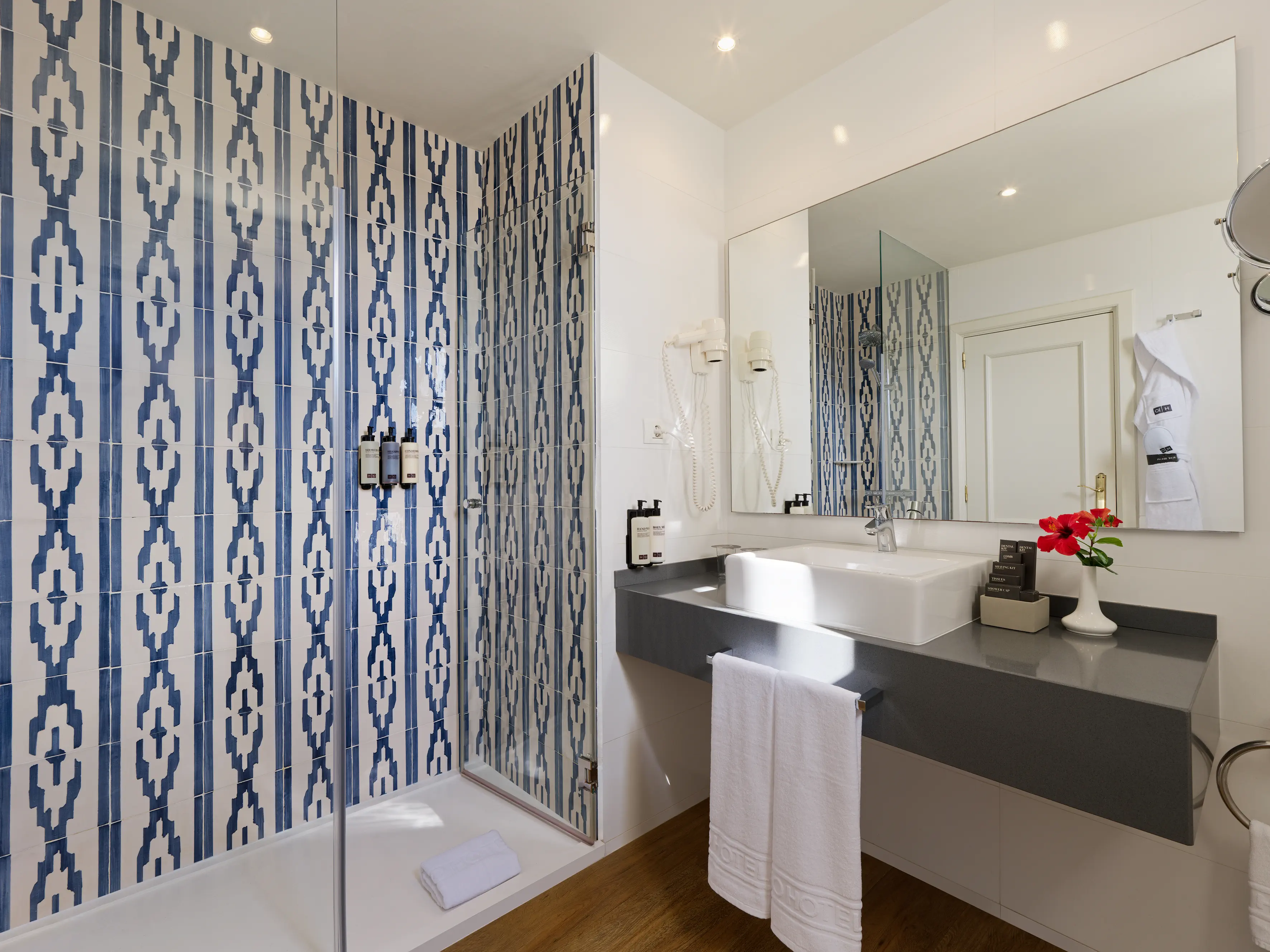 H10 Las Palmeras (Playa de las Americas) - zdjęcie 53