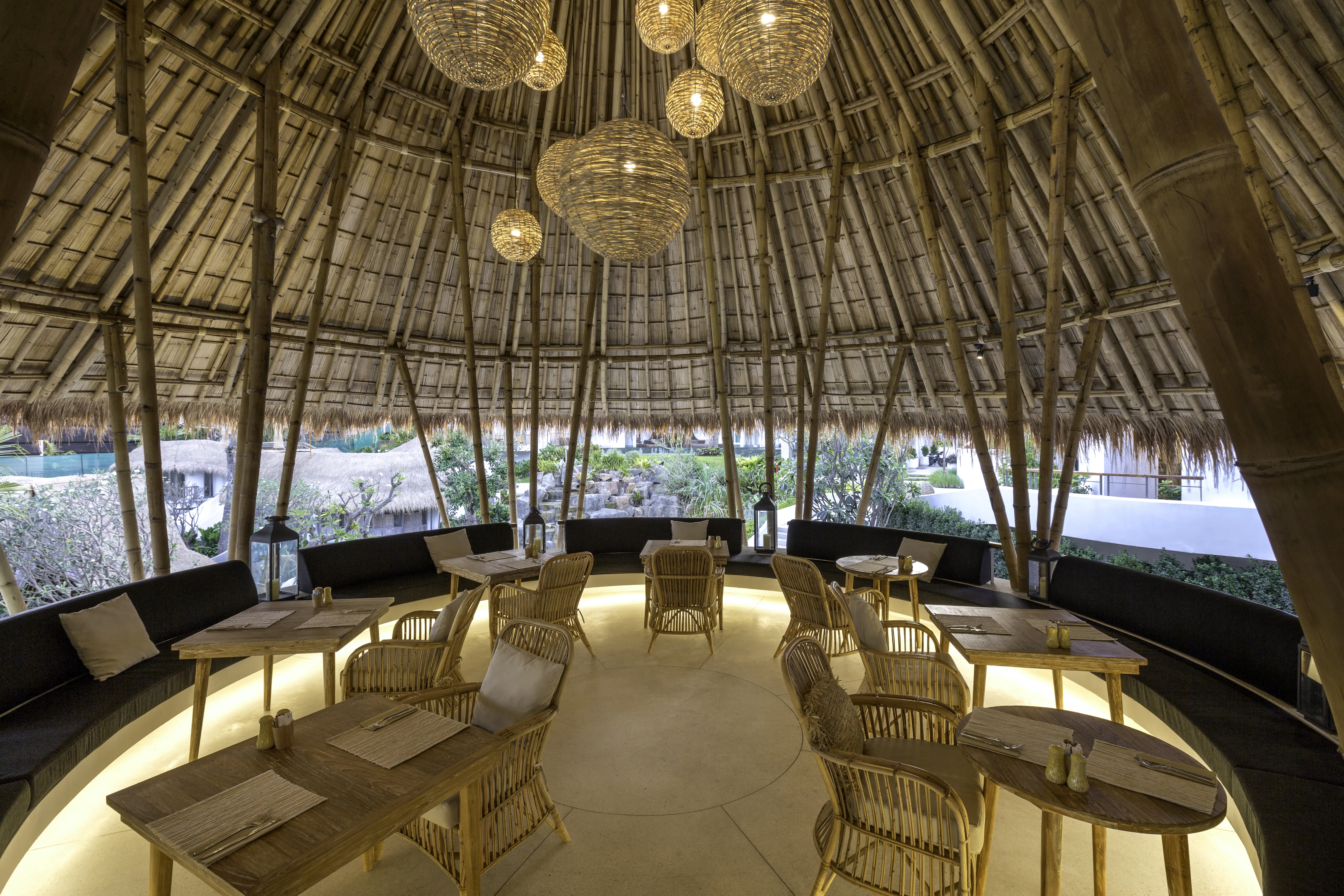 Eden Beach Resort & Spa photo 1