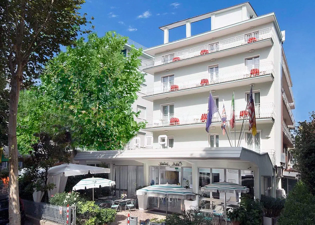 HOTEL Ada