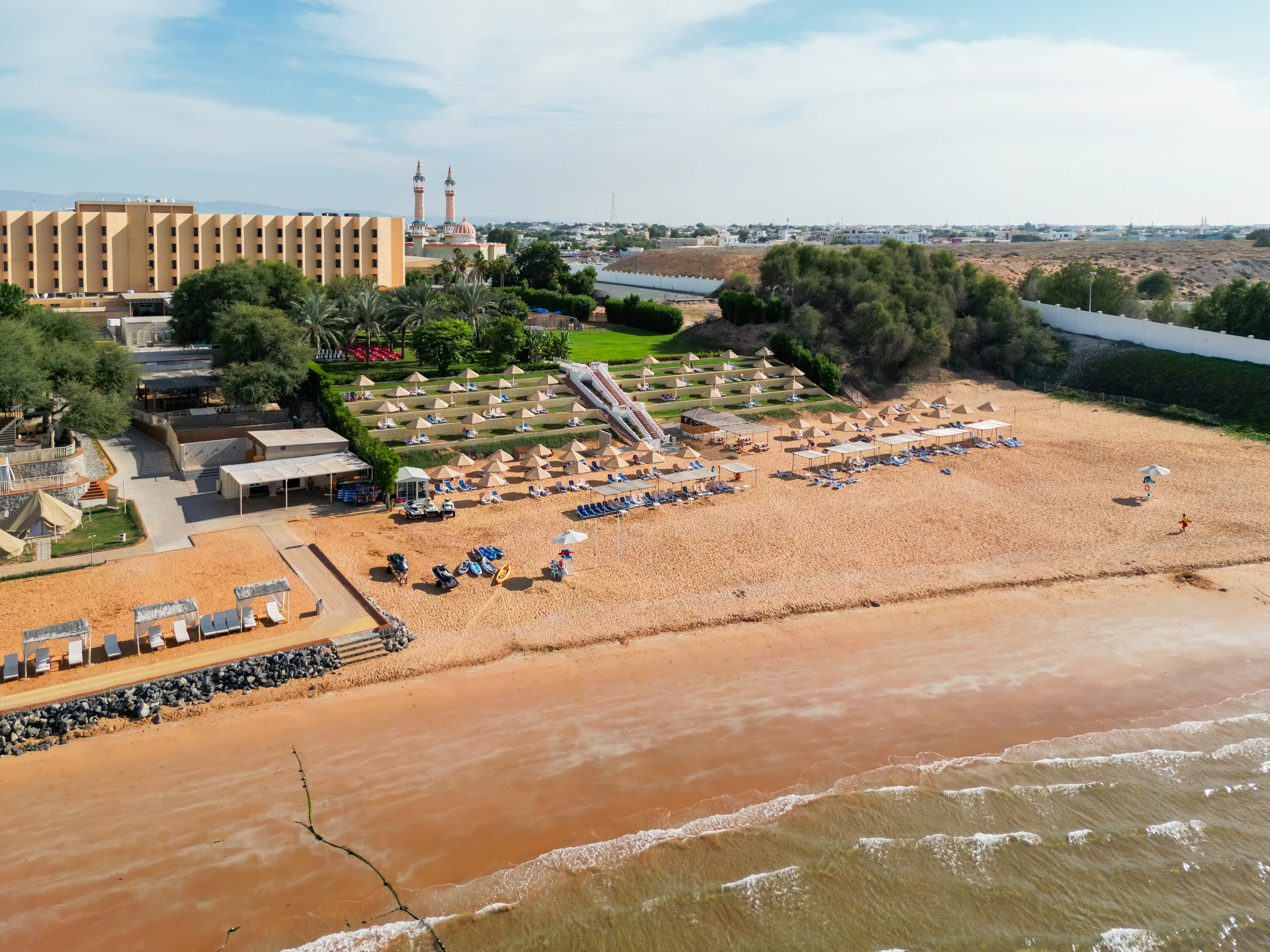 BM Beach Hotel (ex. Bin Majid Beach) - zdjęcie 5