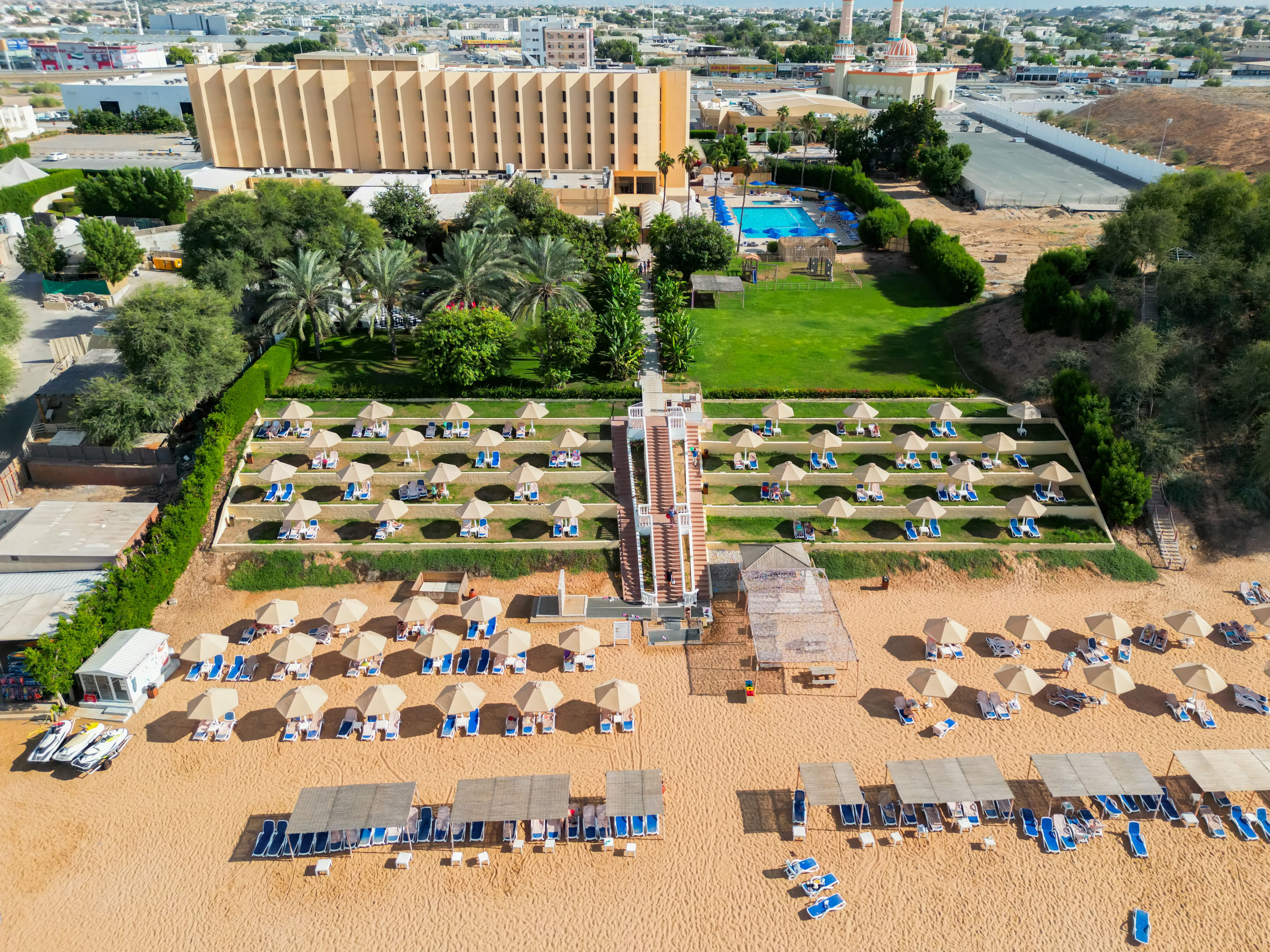 BM Beach Hotel (ex. Bin Majid Beach) - zdjęcie 8