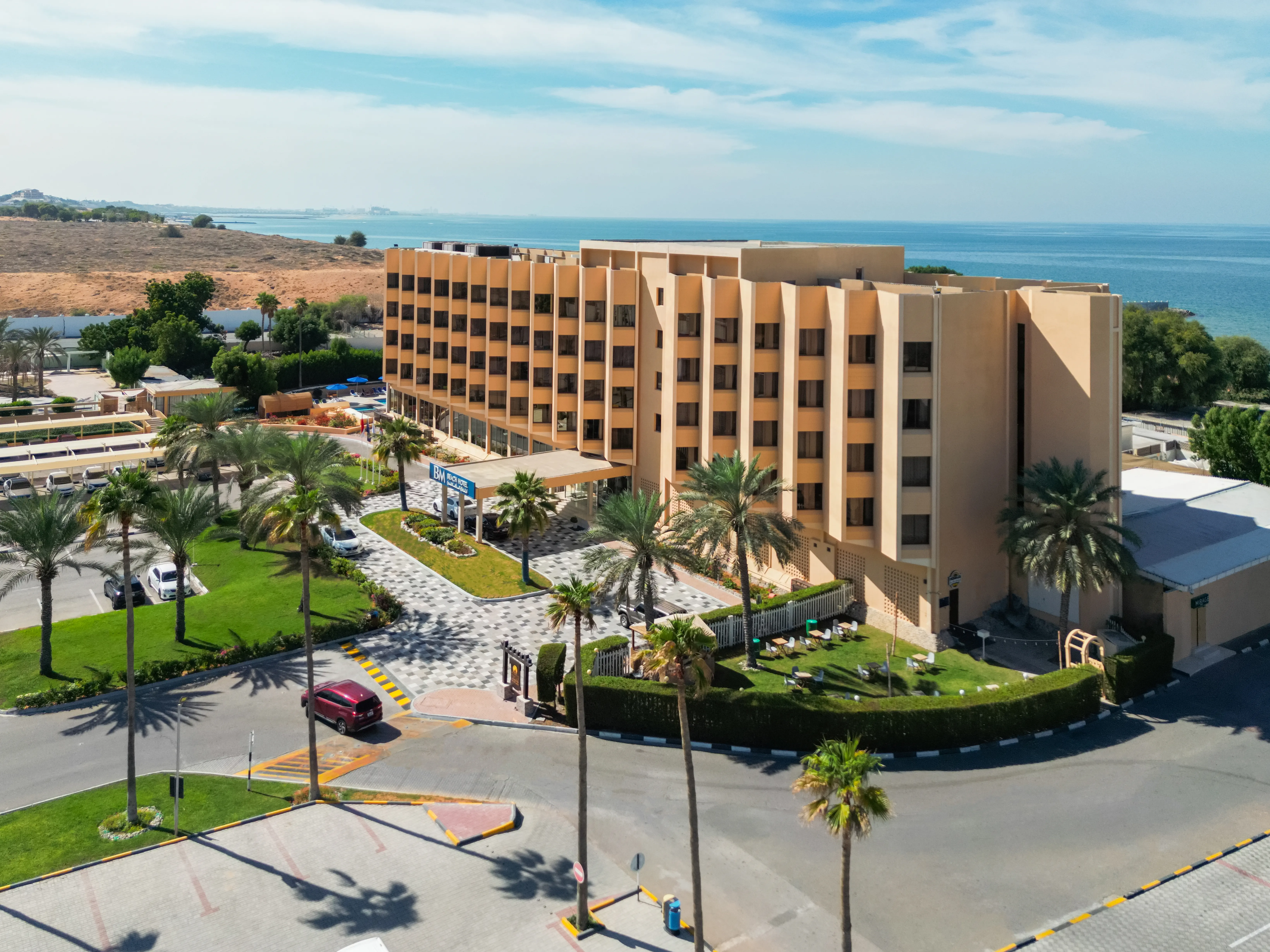 BM Beach Hotel (ex. Bin Majid Beach) - zdjęcie 3