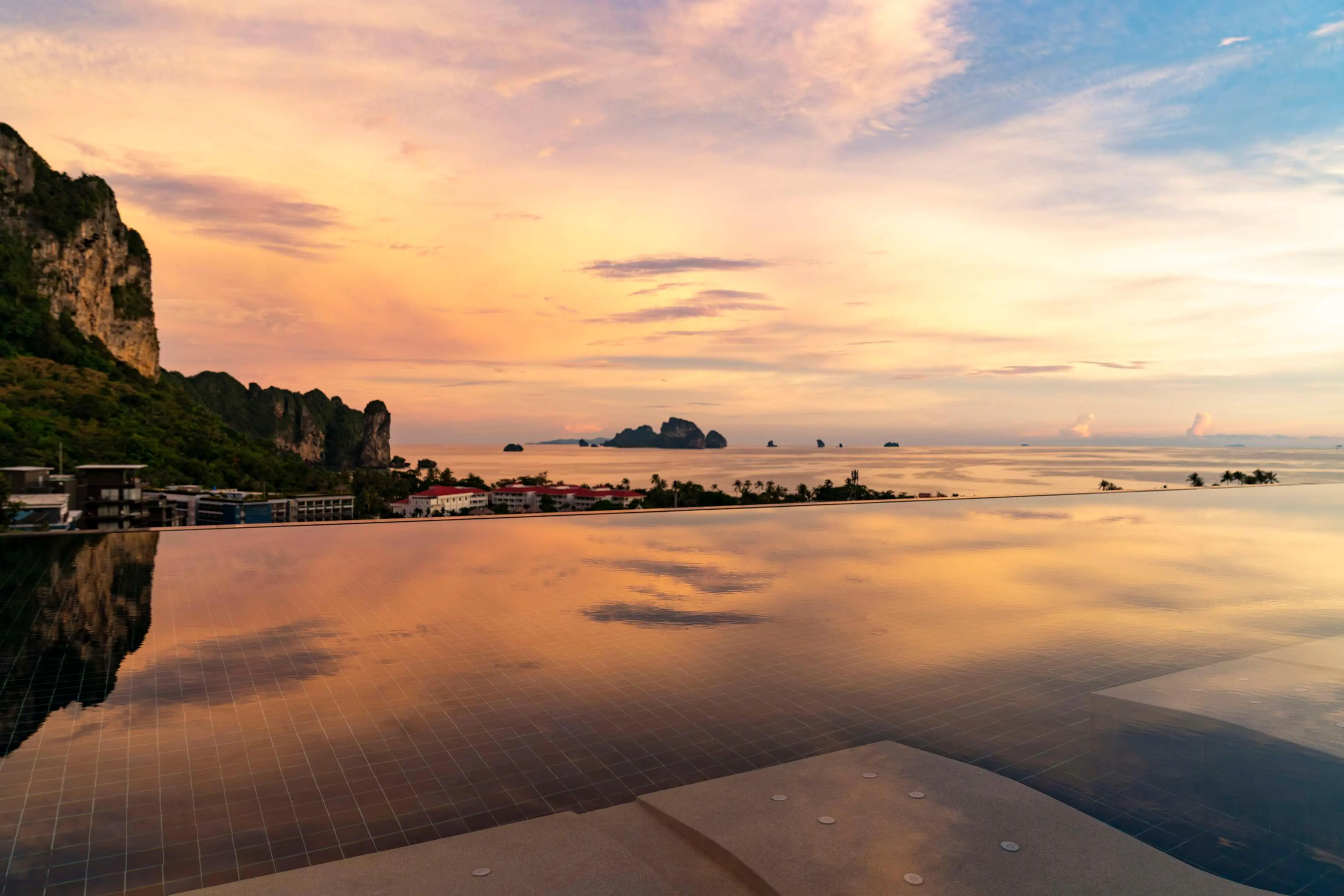 Avani Ao Nang Cliff Krabi Resort