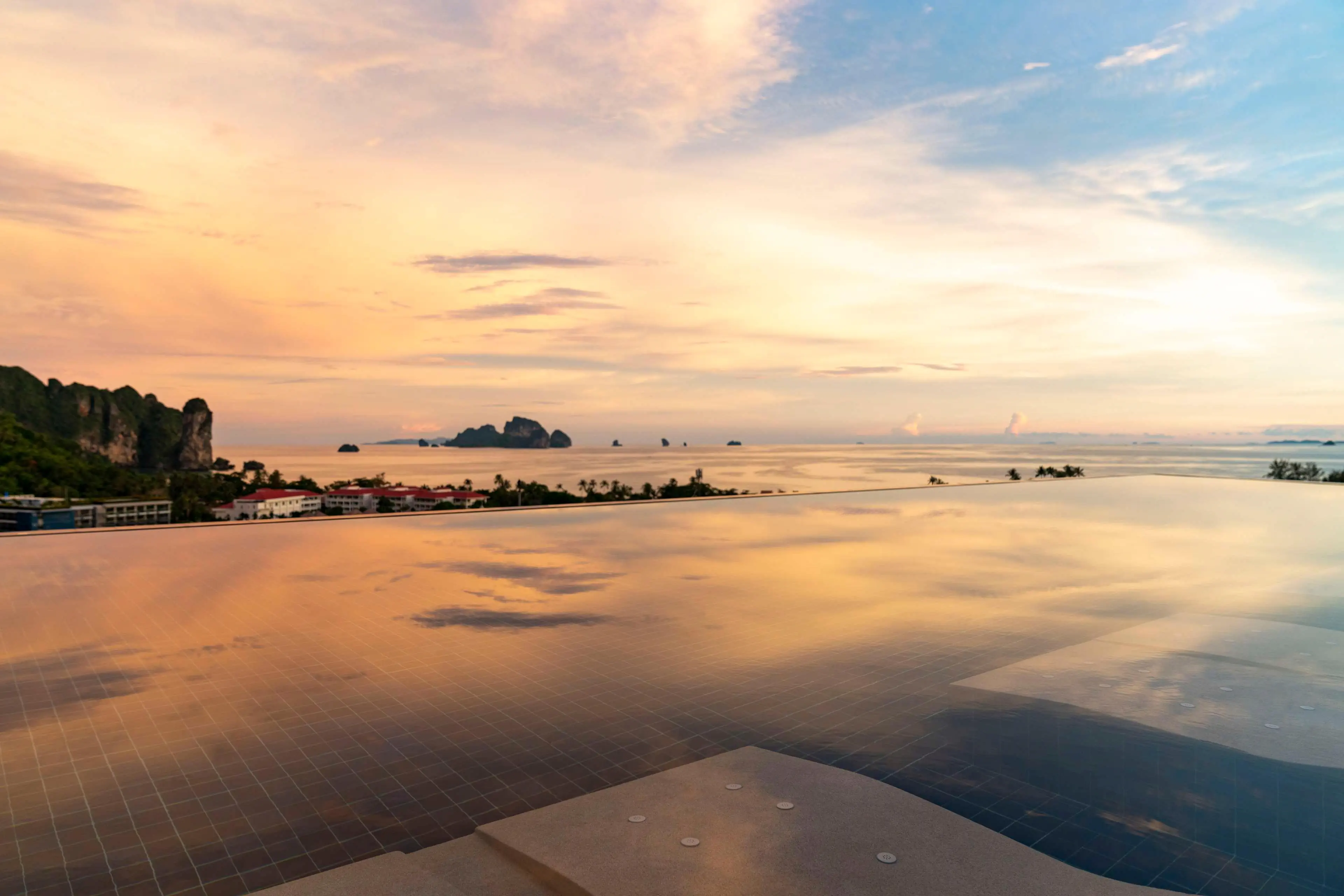 Avani Ao Nang Cliff Krabi Resort