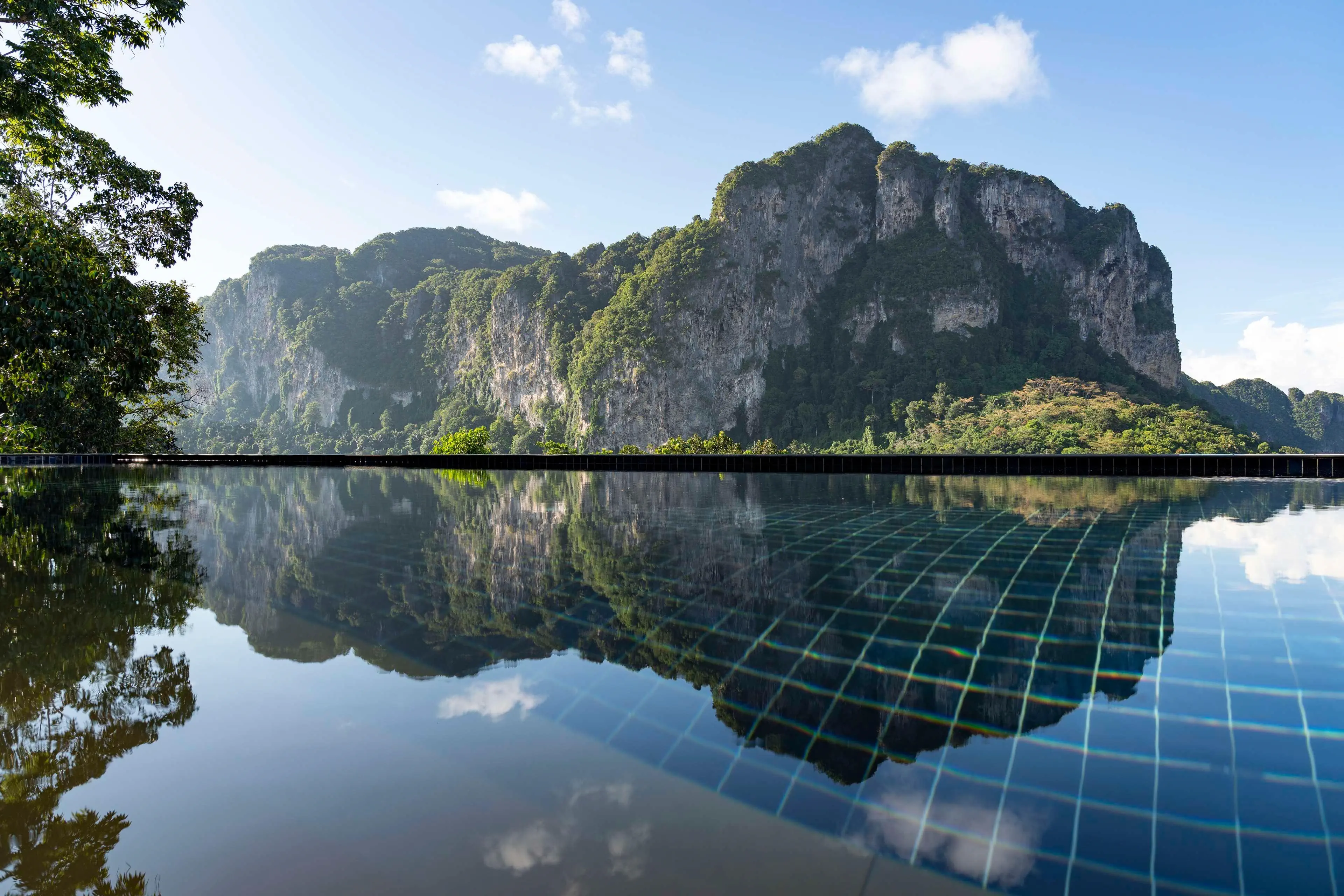 Avani Ao Nang Cliff Krabi Resort