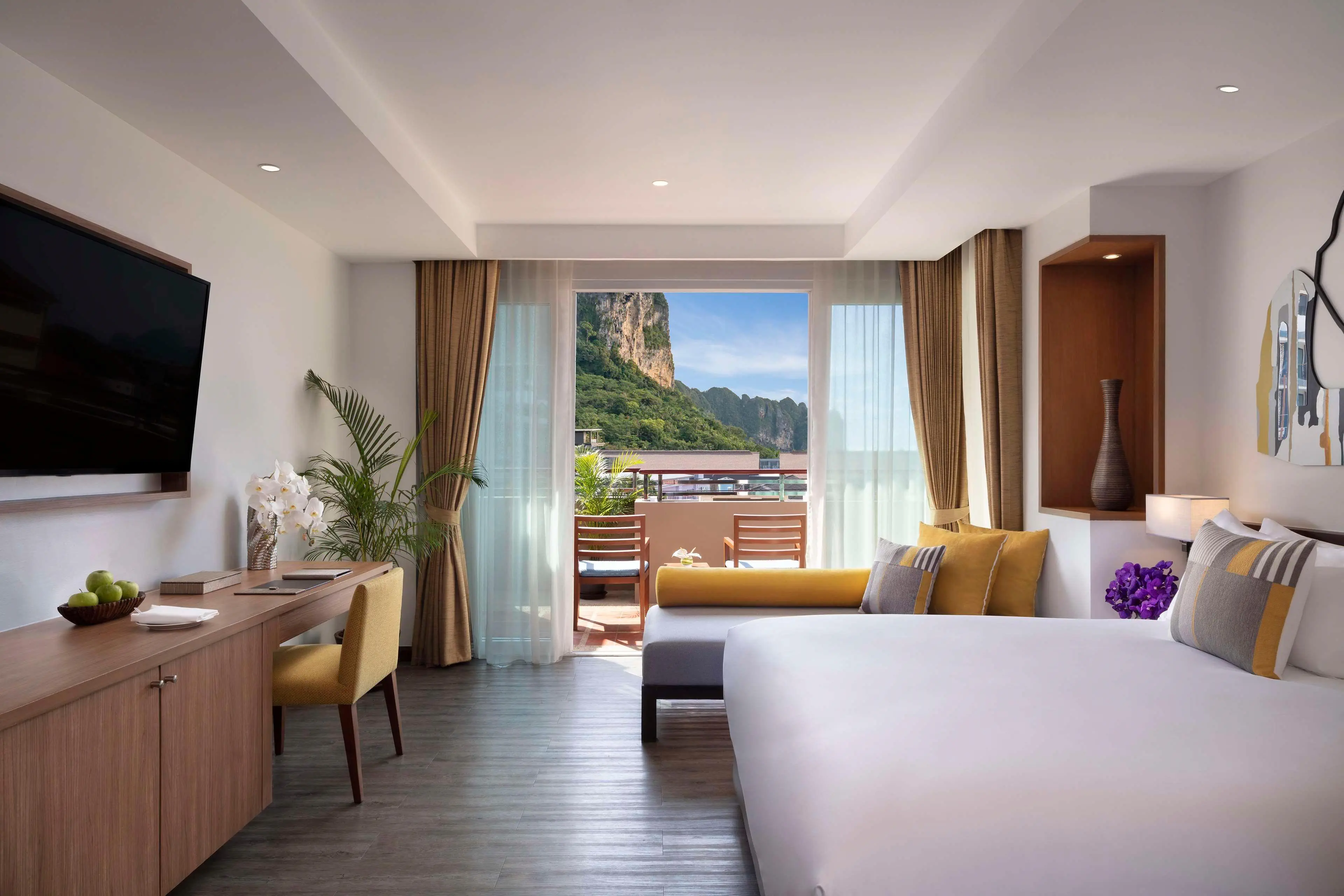 Avani Ao Nang Cliff Krabi Resort