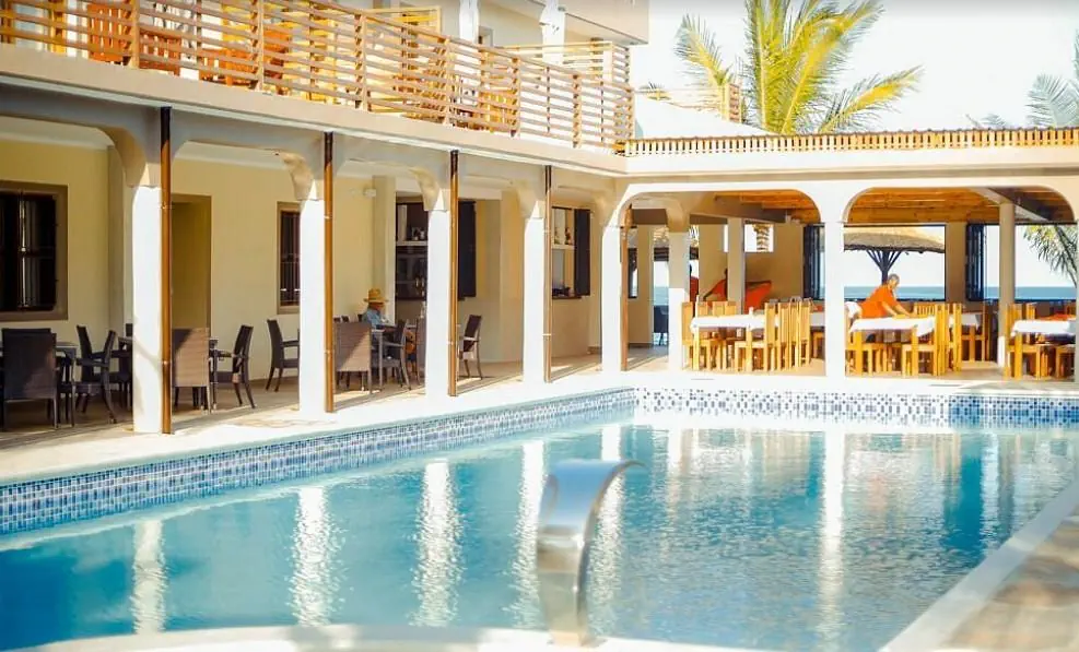 Blackstone Beach Resort - zdjęcie 4