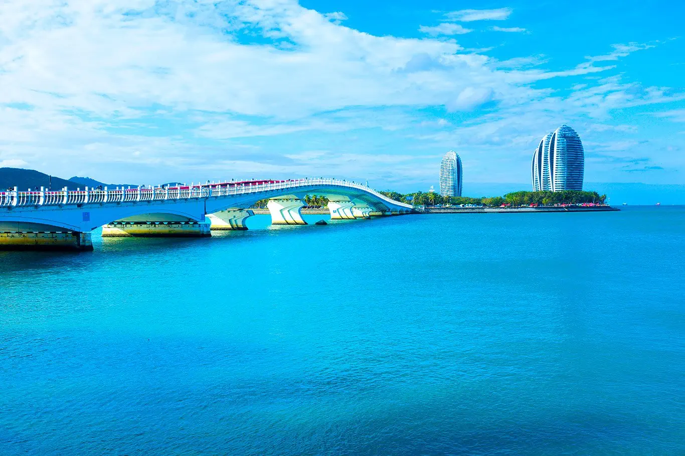 Chiny - pandy, Chongqing i tropikalna Sanya - zdjęcie 6