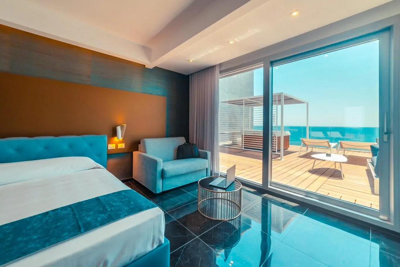 HOTEL Nautilus Hotel