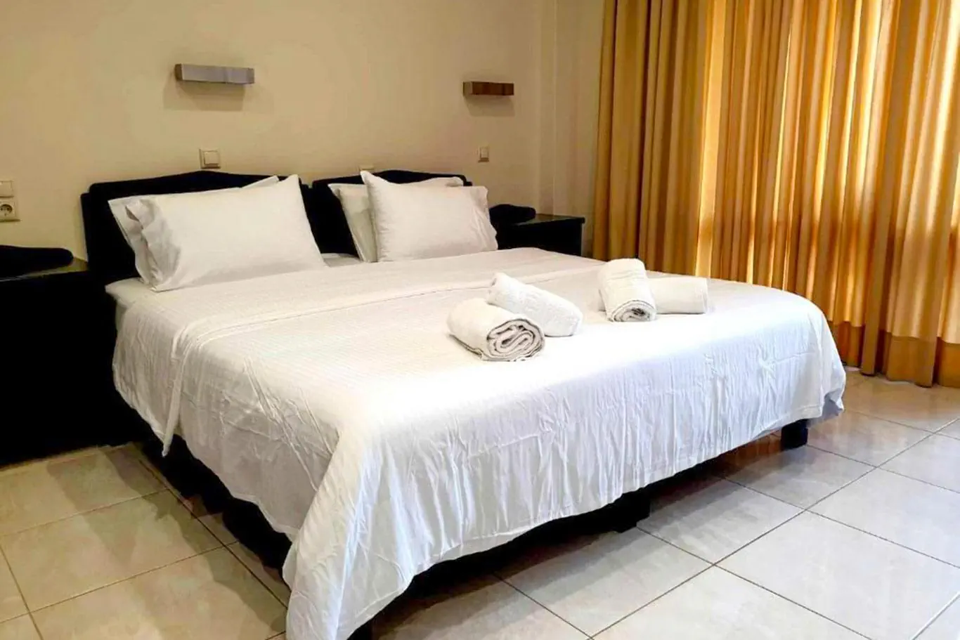 HOTEL 24 Seven Boutique Hotel