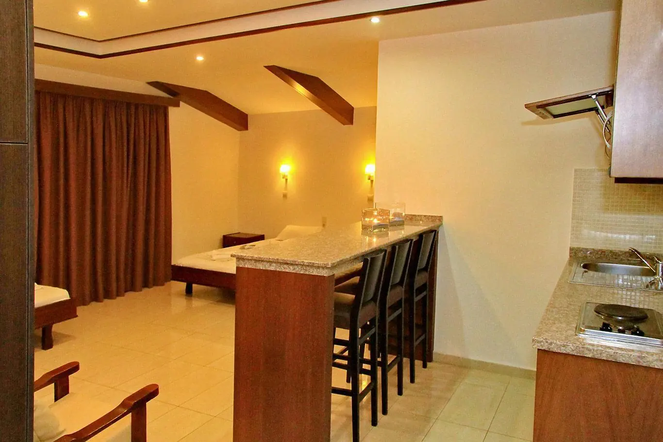 HOTEL 24 Seven Boutique Hotel