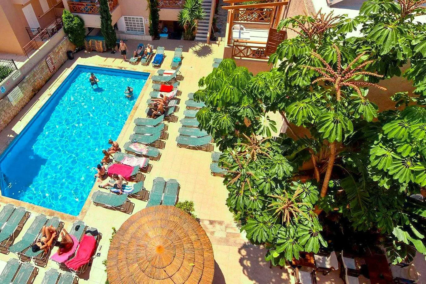 HOTEL 24 Seven Boutique Hotel