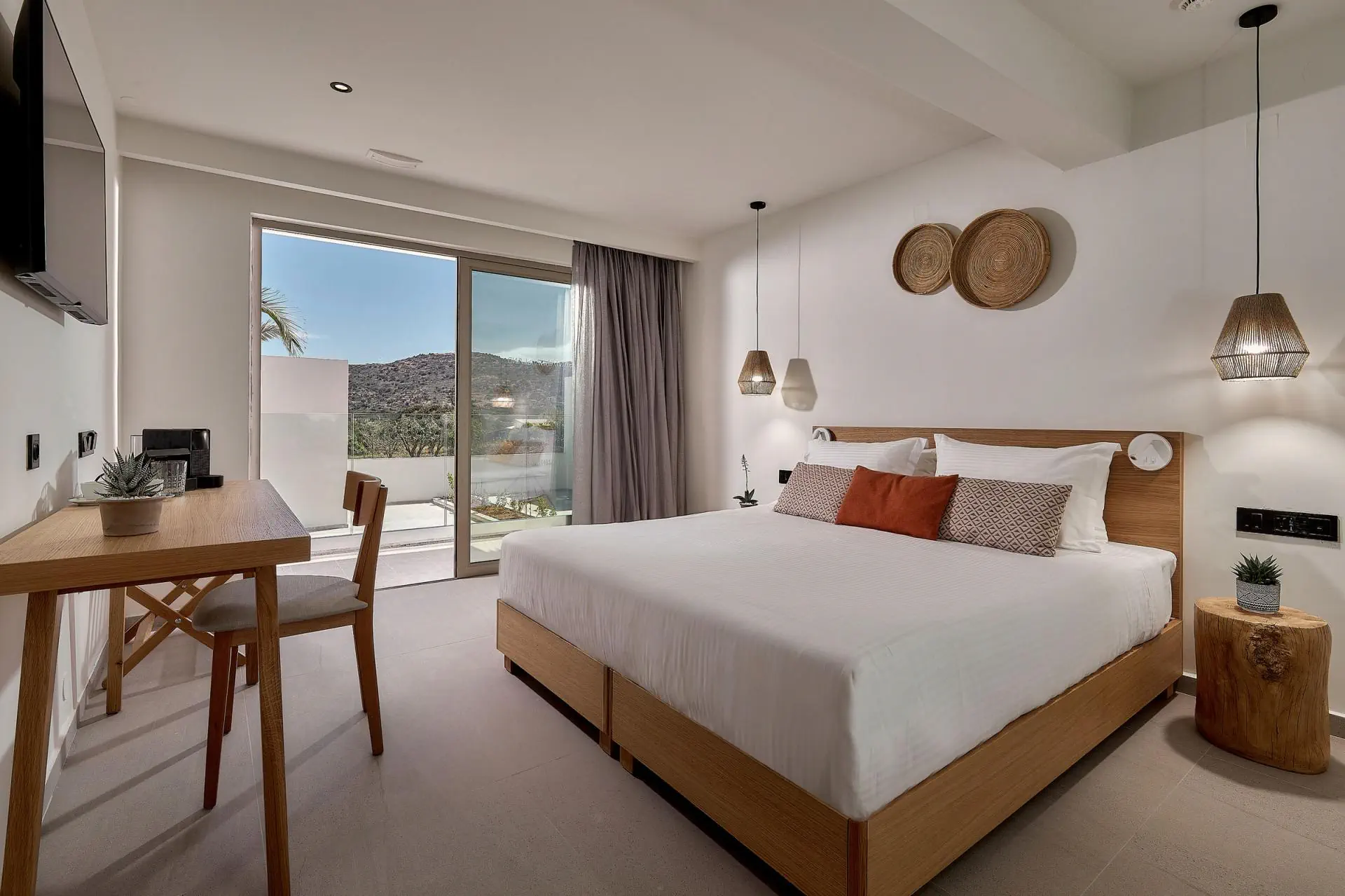 HOTEL ENORME SANTANA ISLAND