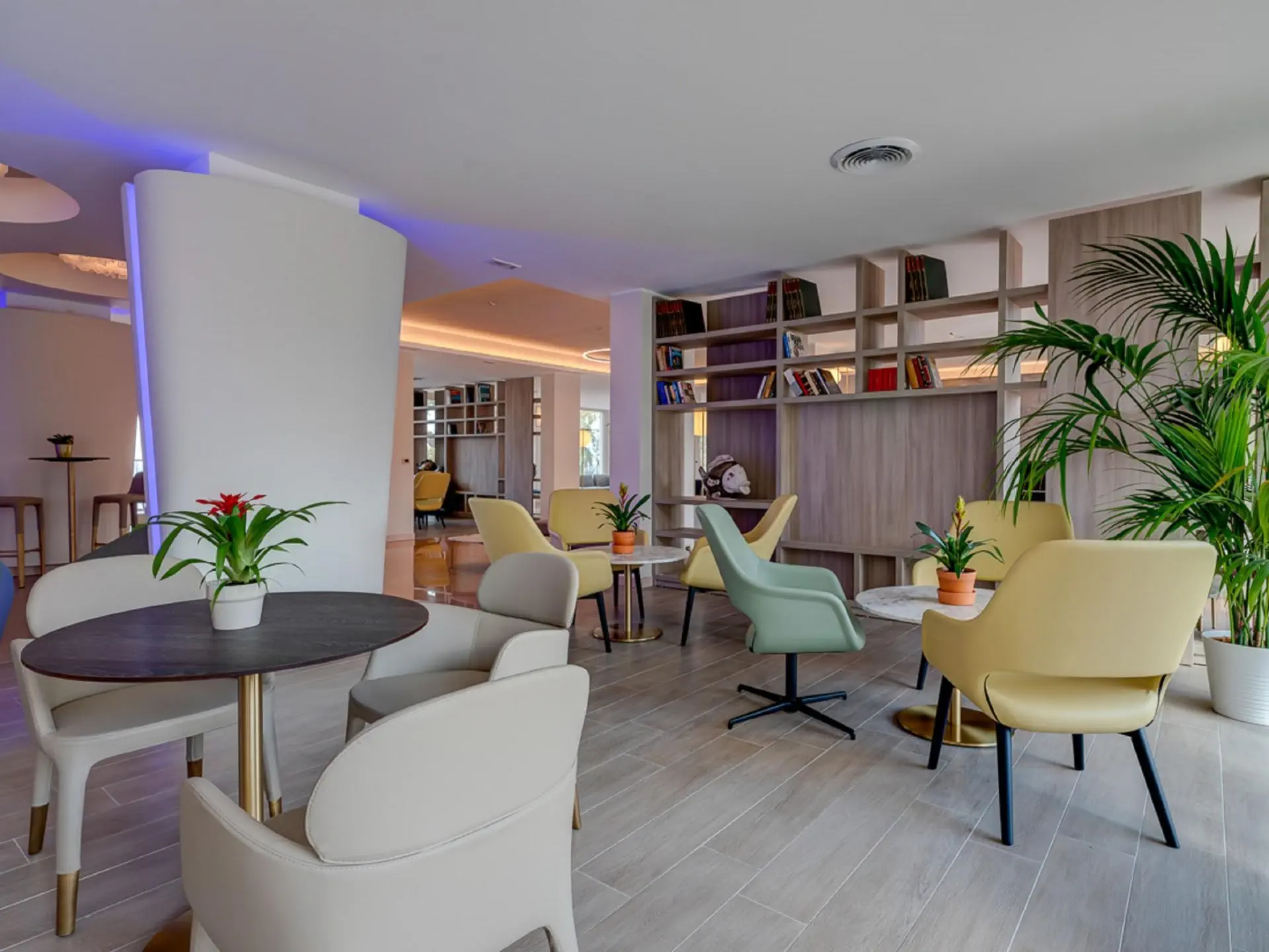 HOTEL Antares