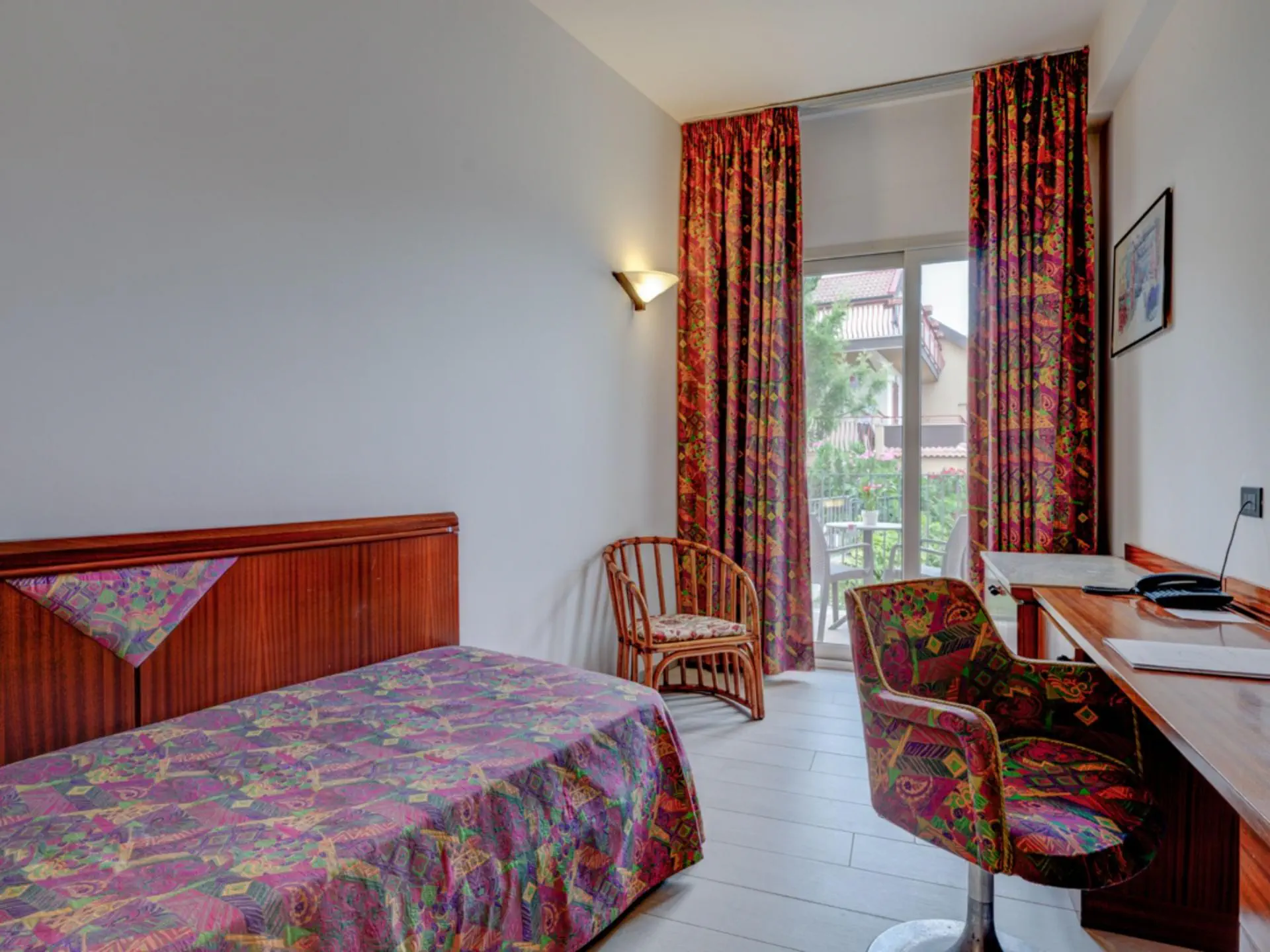 HOTEL Antares