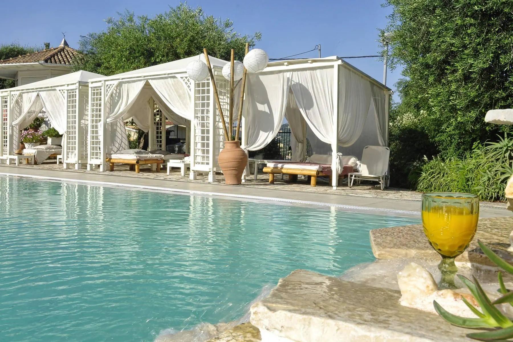 HOTEL Nefeli