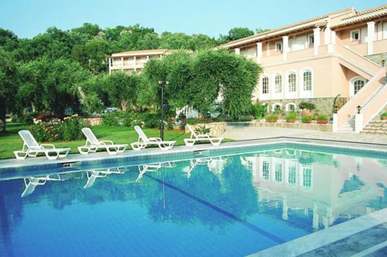 HOTEL Nefeli