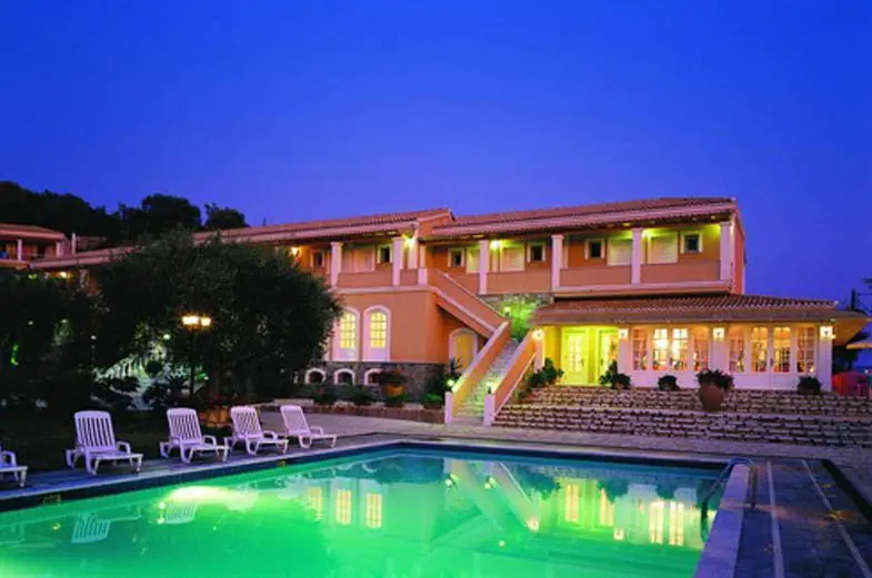 HOTEL Nefeli