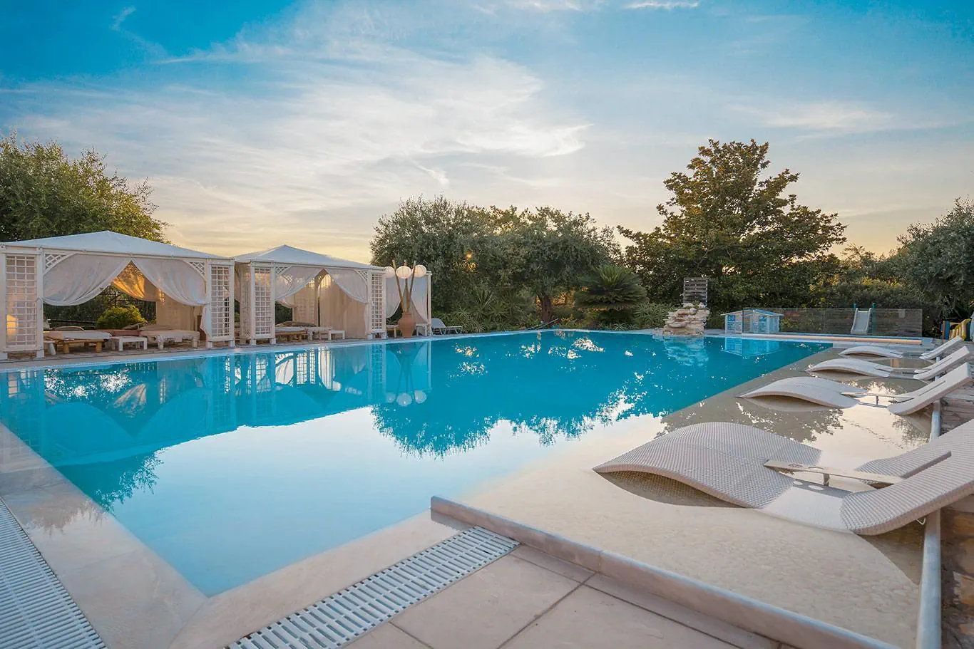 HOTEL Nefeli