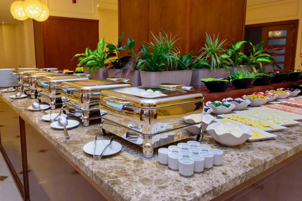 The Grand Gloria Hotel