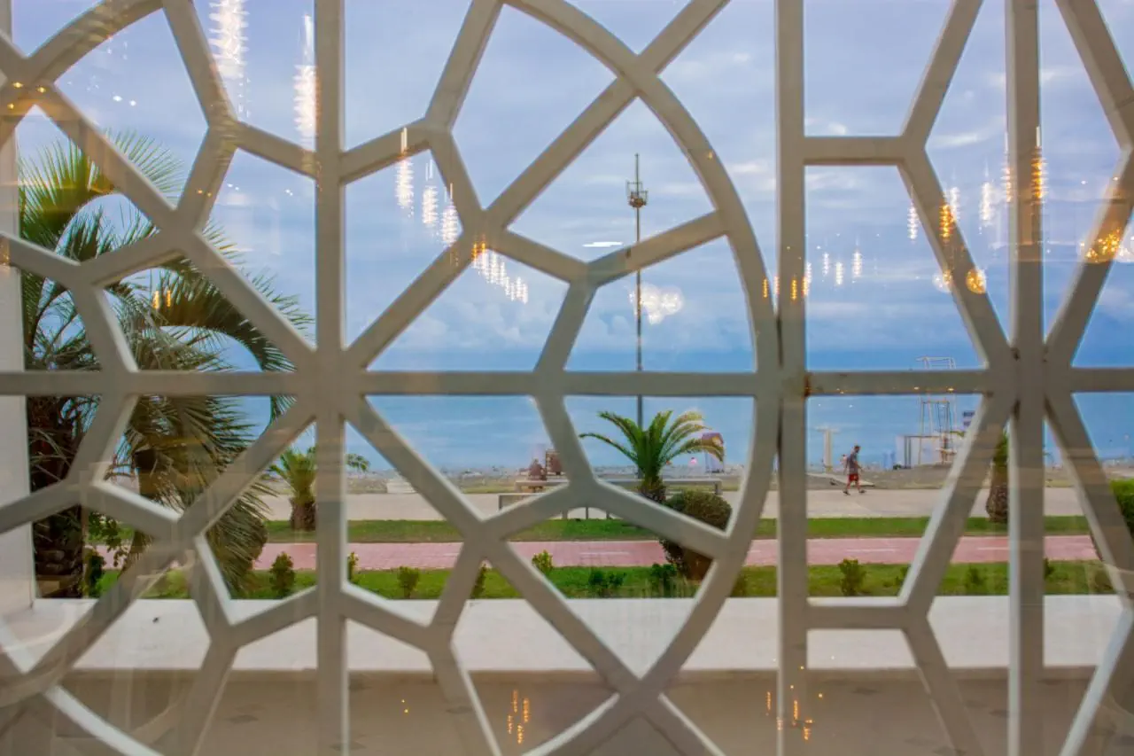 The Grand Gloria Hotel