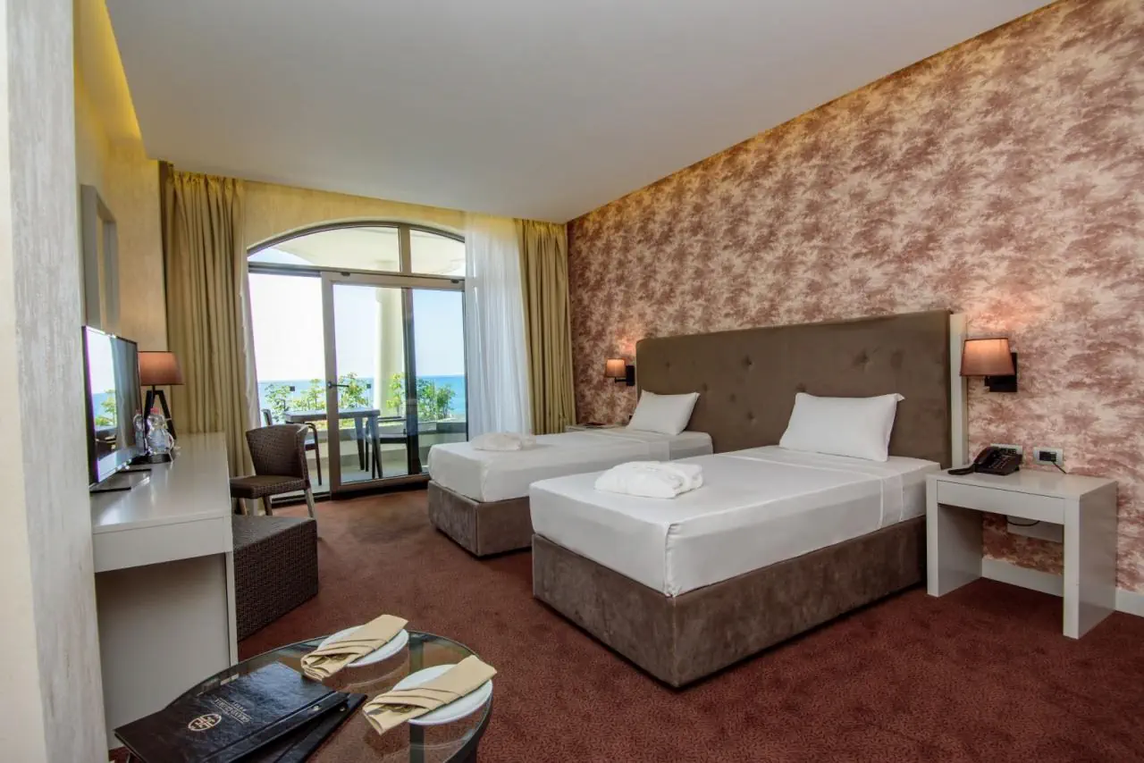 The Grand Gloria Hotel