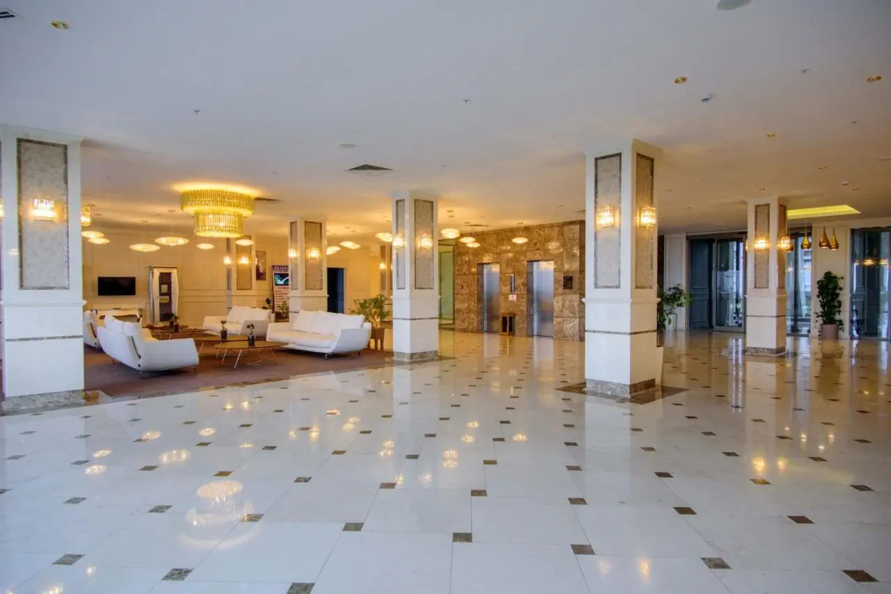 The Grand Gloria Hotel