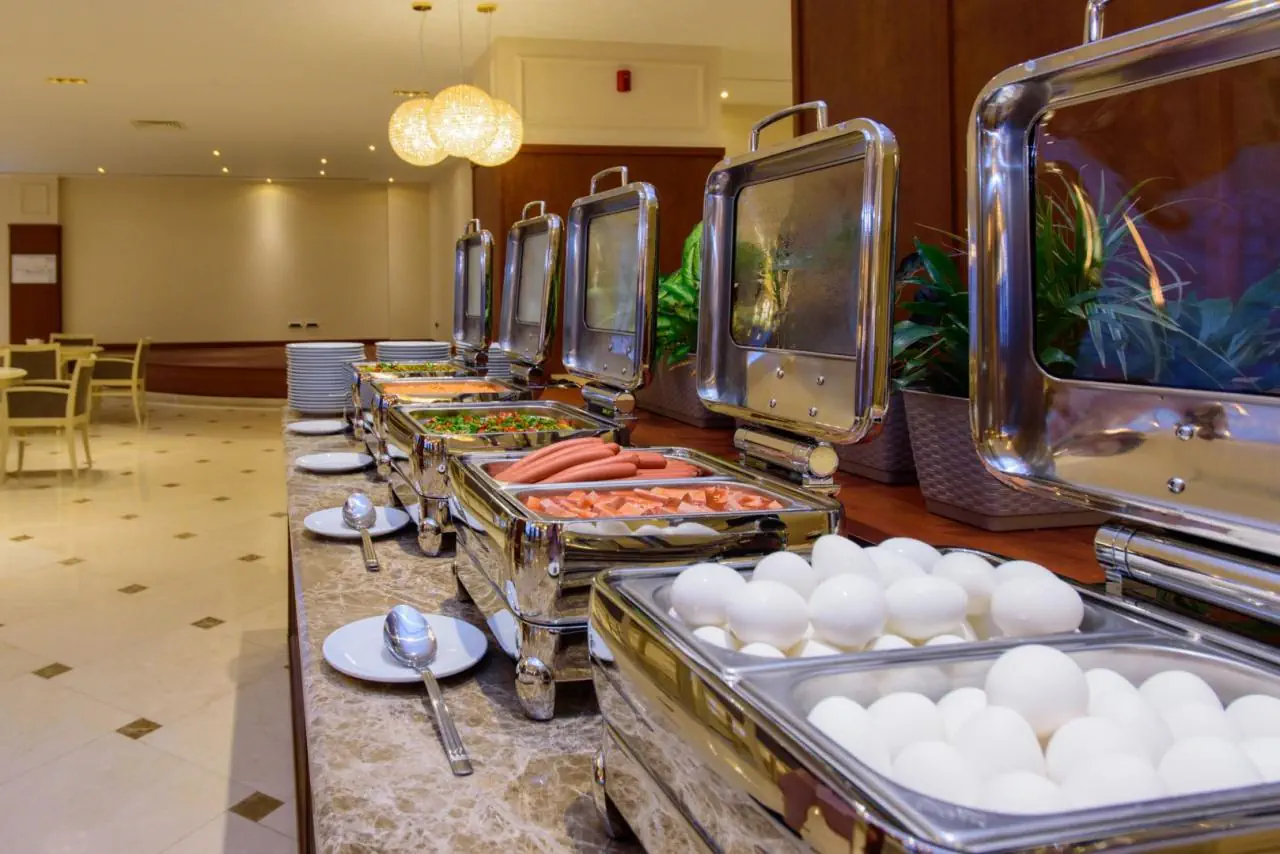 The Grand Gloria Hotel
