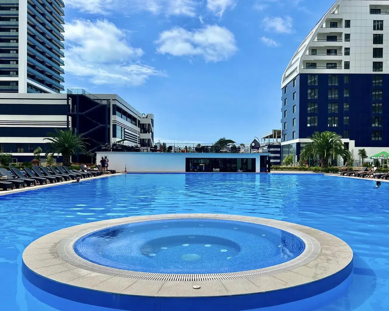 The Grandeur Hotel