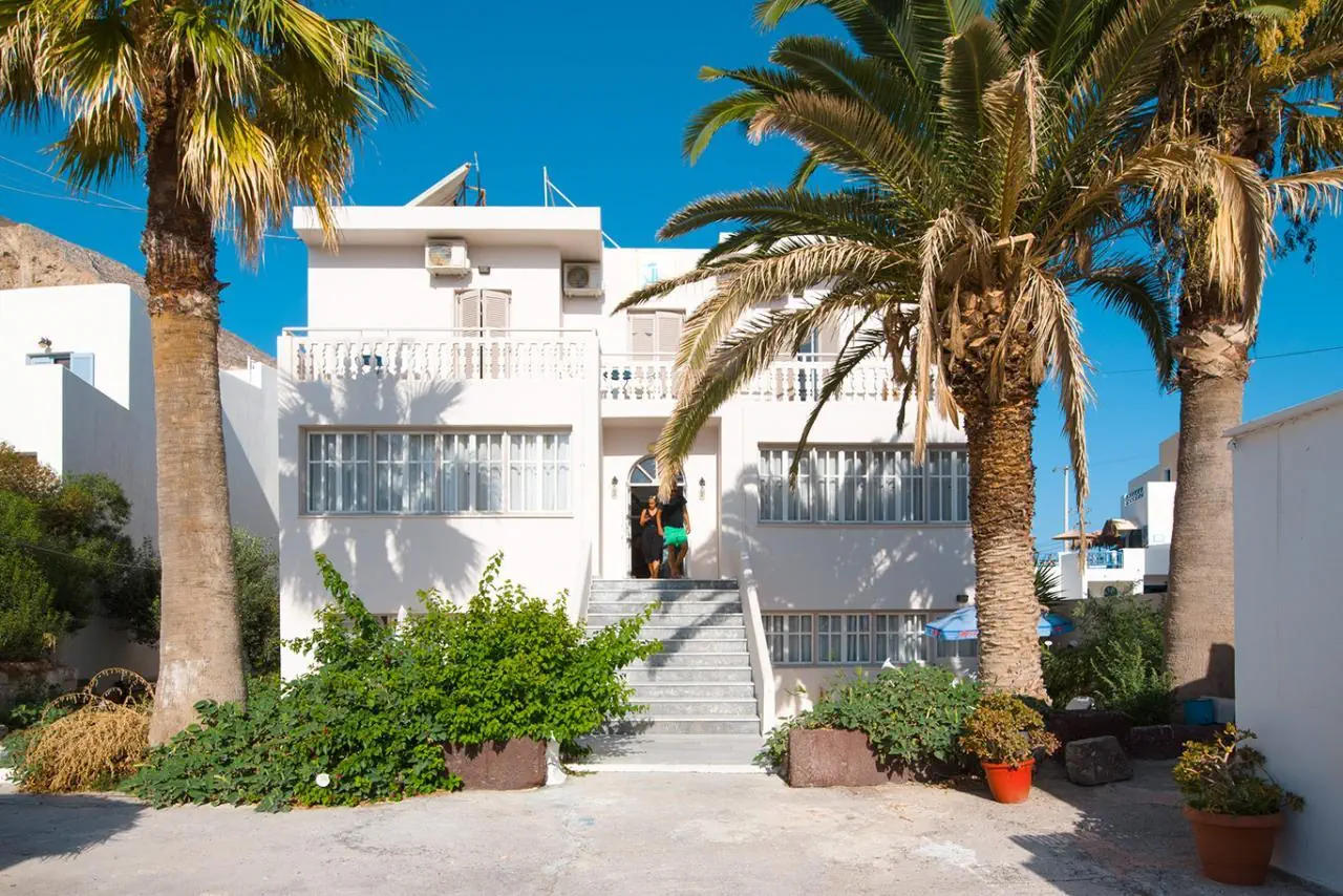 Kamari Blue Boutique Hotel