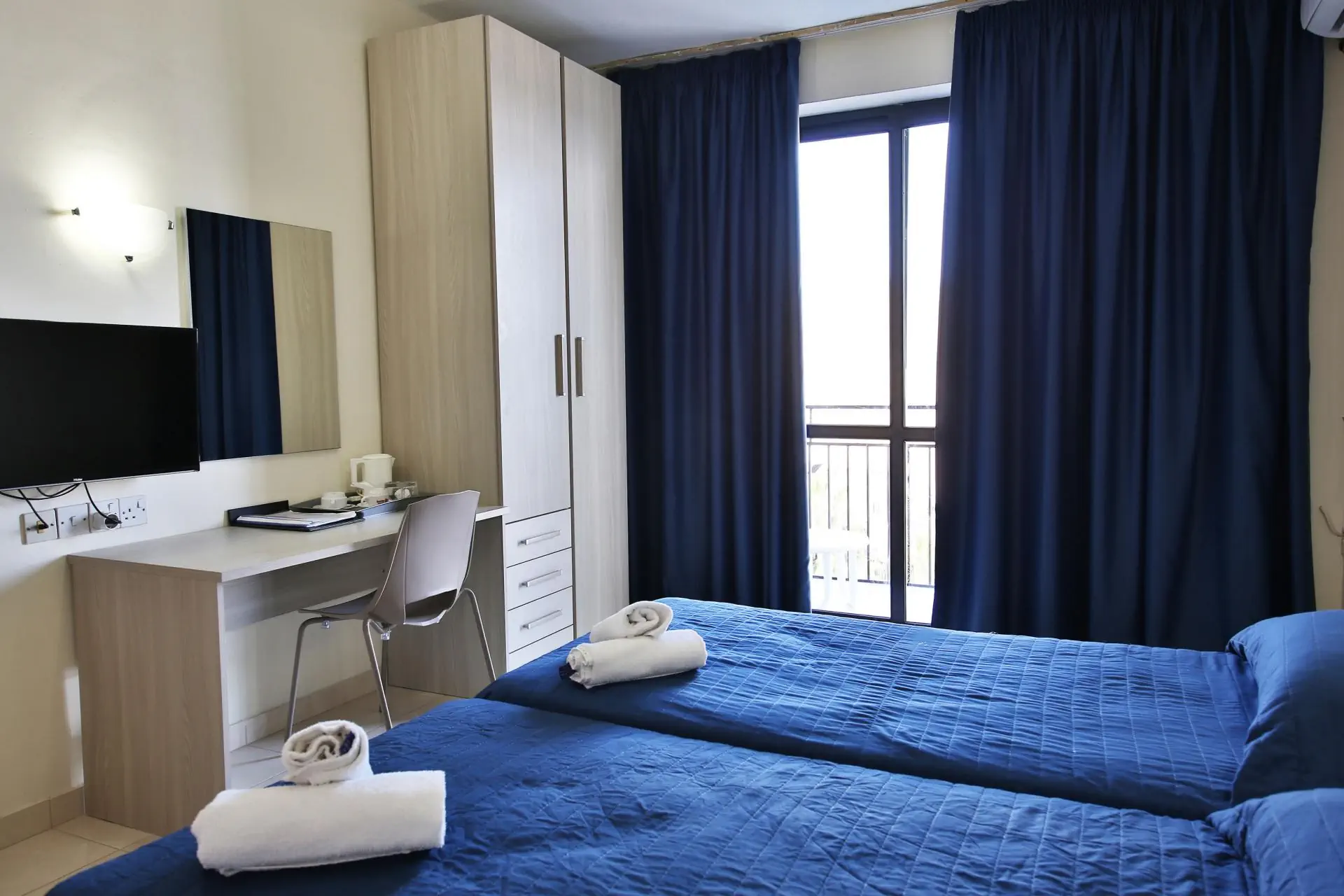 HOTEL Relax Inn
