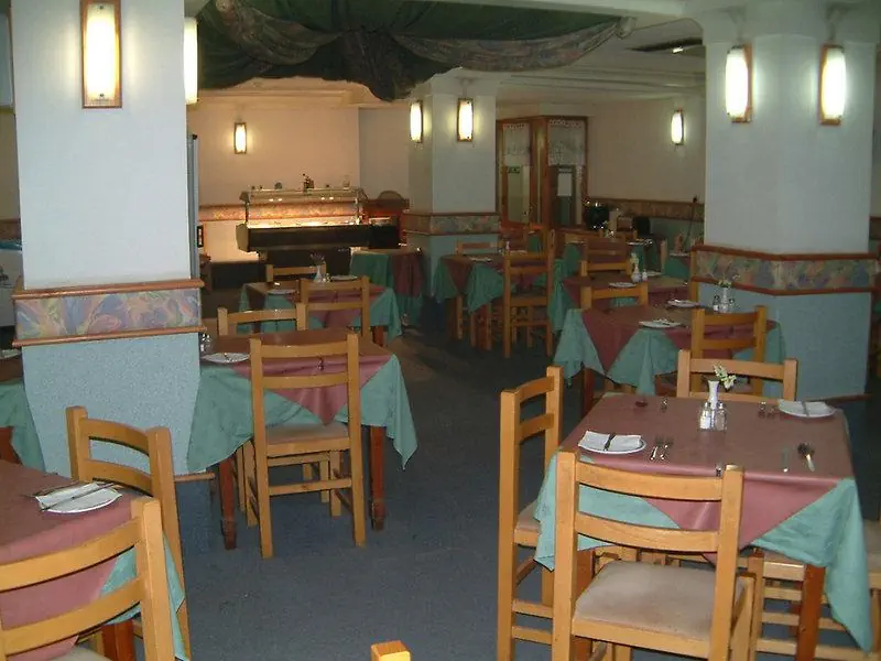 HOTEL Relax Inn