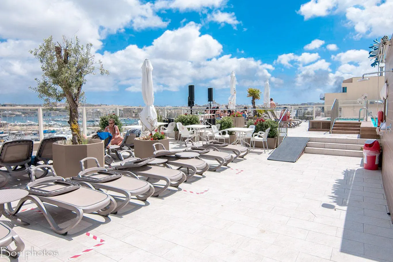 Blubay Apartments by ST Hotels