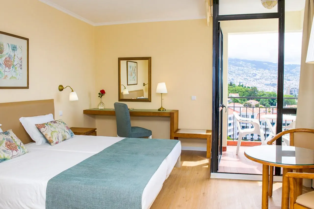 HOTEL Aparthotel Dorisol Mimosa