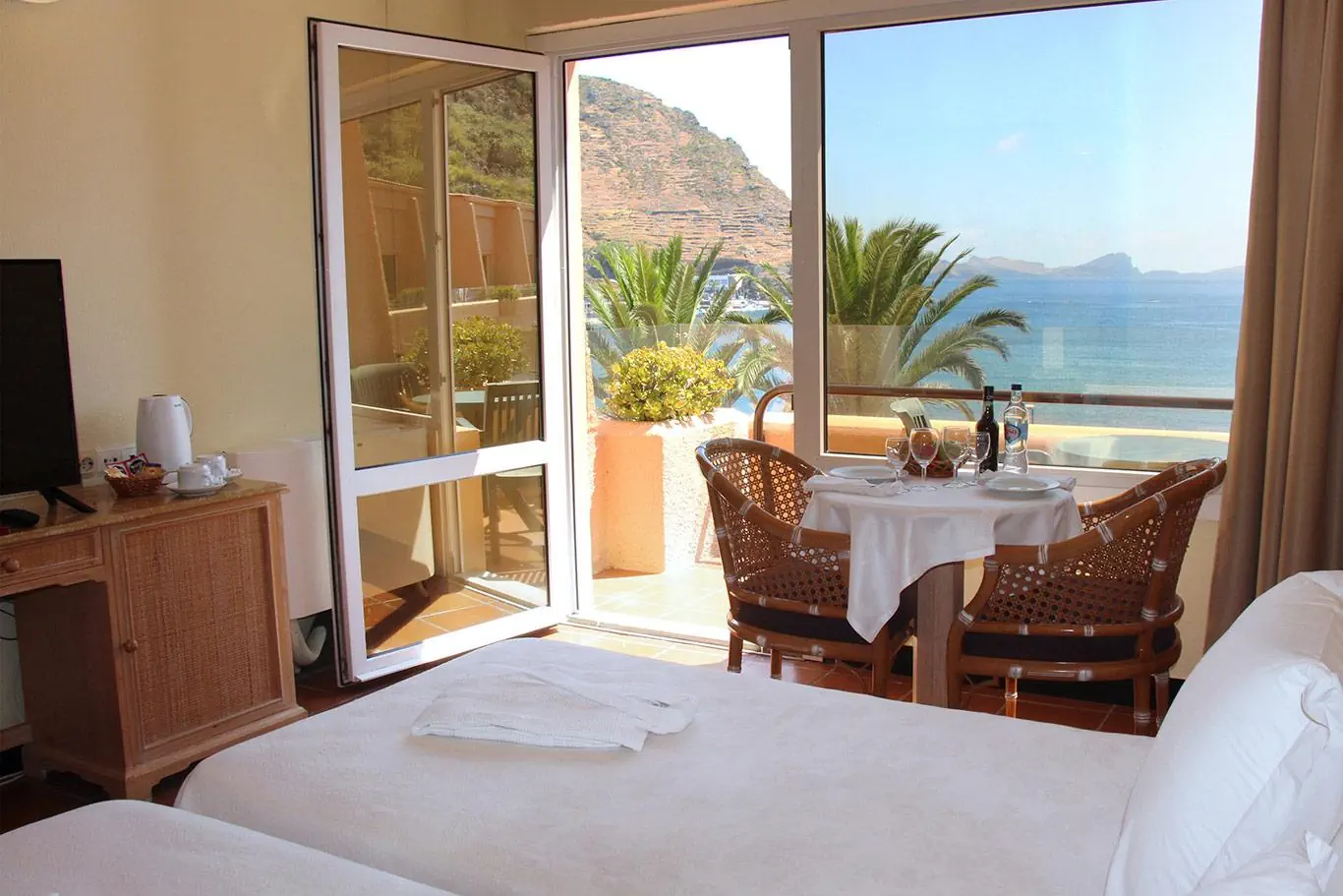 Baia Madeira - Ocean Beachfront (ex. Dom Pedro Madeira Ocean Beach) - zdjęcie 9