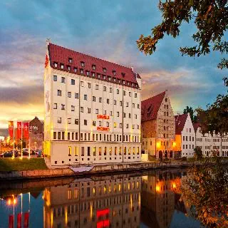 Qubus (Gdańsk) - zdjęcie 3
