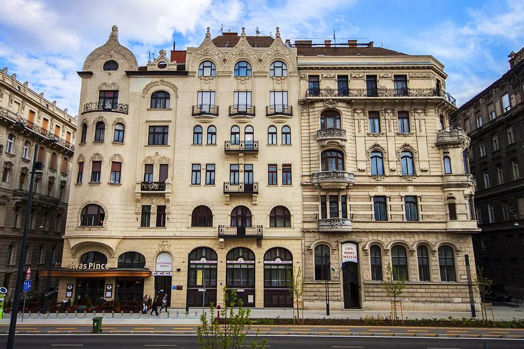 City Matyas - zdjęcie 3