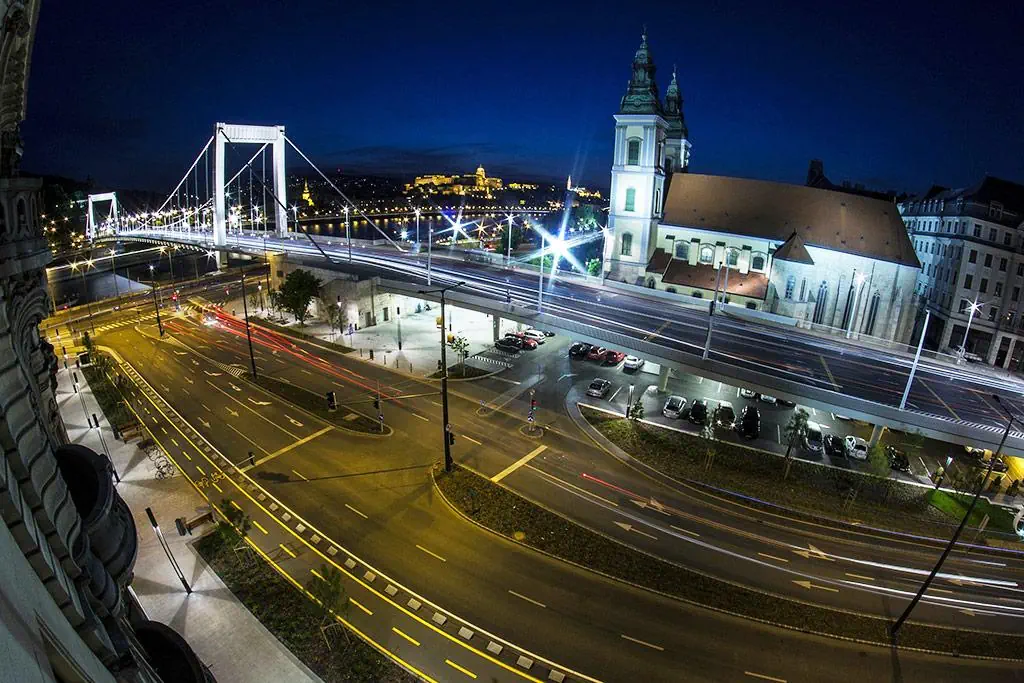 City Matyas - zdjęcie 23