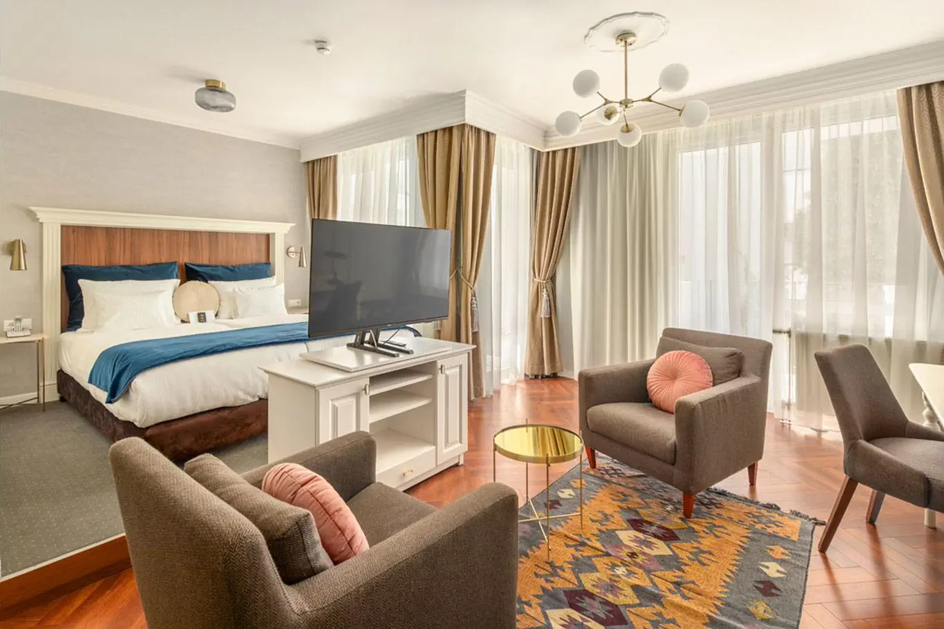 Queen's Court Hotel & Residence - zdjęcie 25