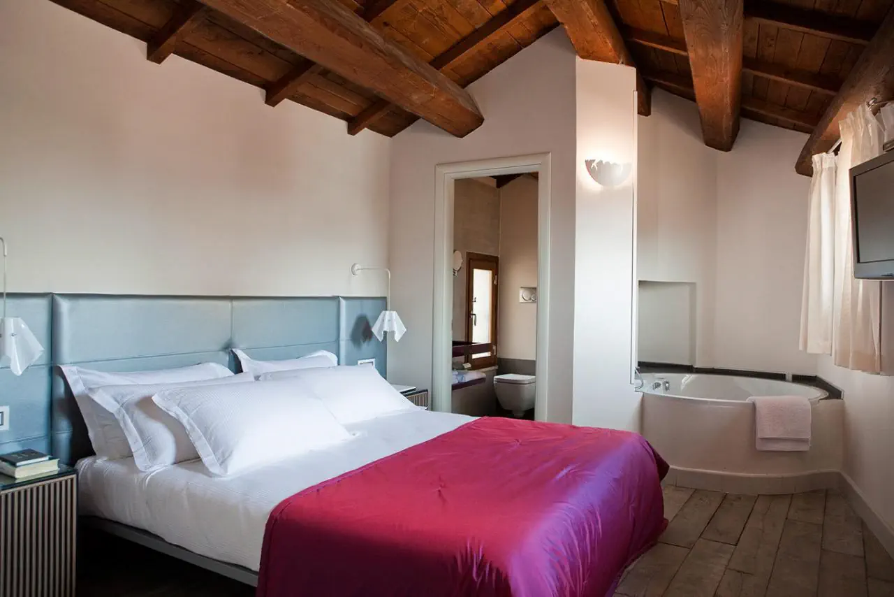 Navona Palace Luxury Inn (ex Navona Palace Residenze di Charme) - zdjęcie 25