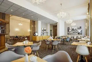 Central Prague - zdjęcie 11