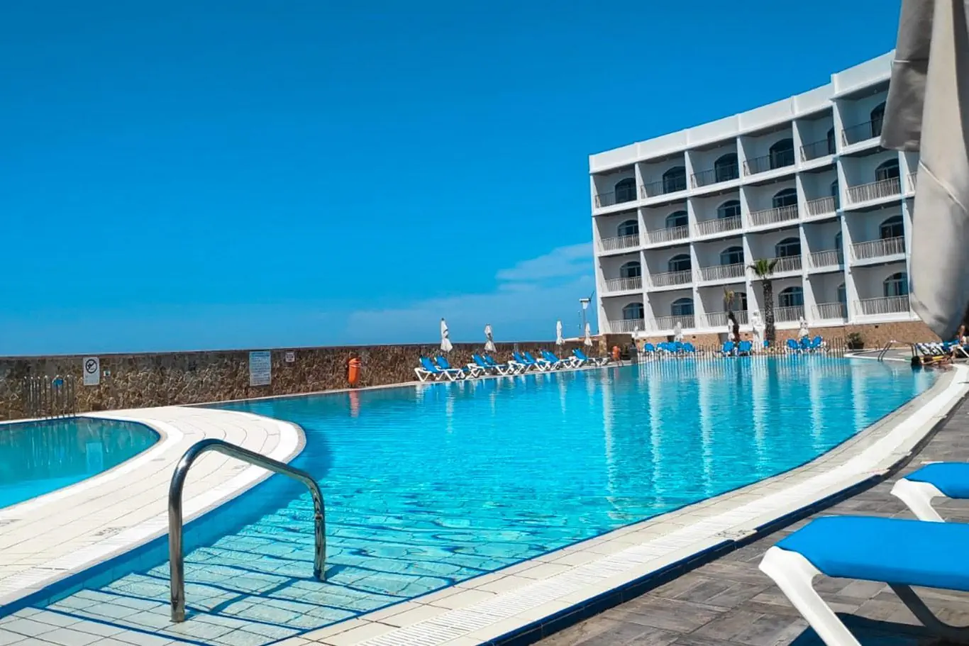 HOTEL Paradise Bay Resort