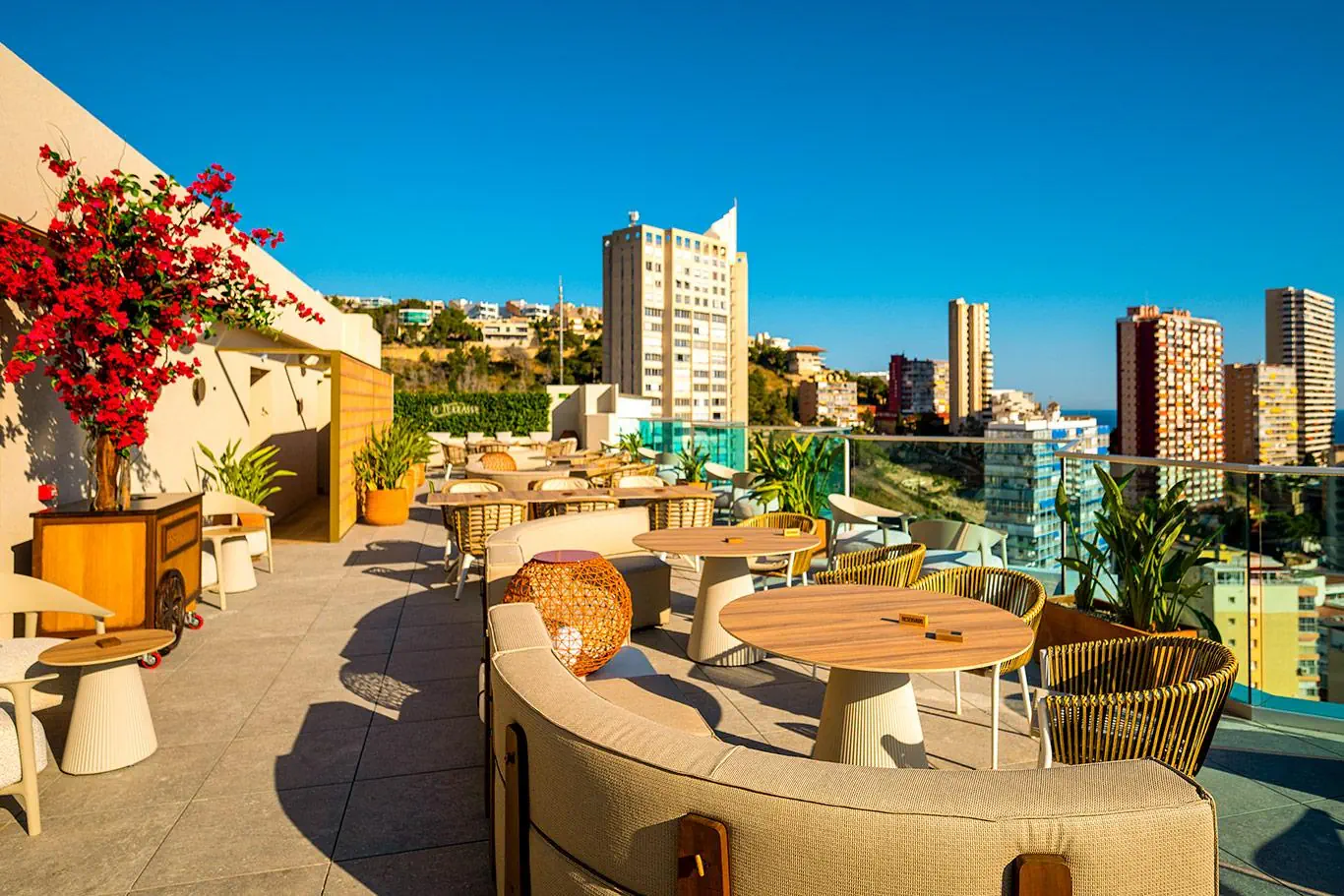 Port Benidorm (Ex Dalmates) - zdjęcie 4