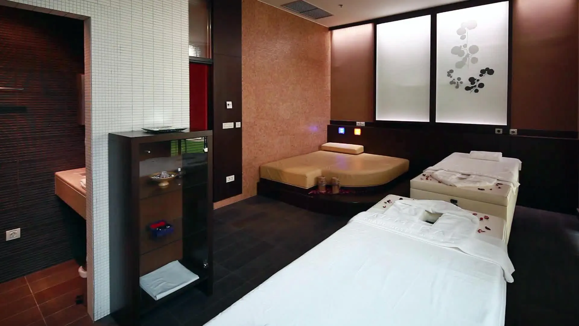 HOTEL Admiral Grand Hotel
