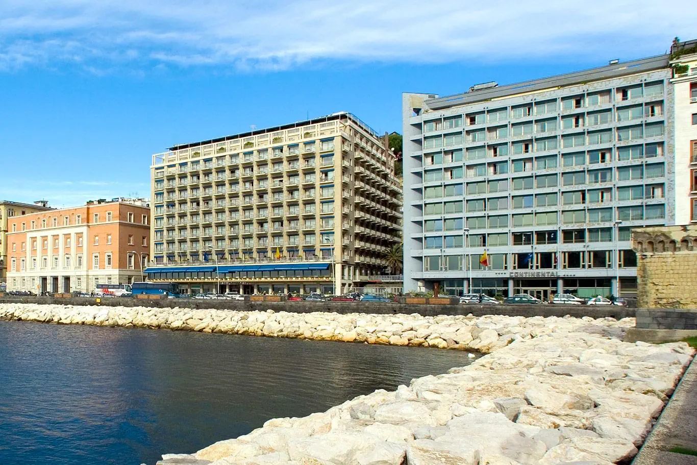 Royal Continental - zdjęcie 2