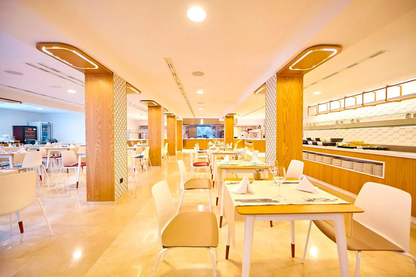 MLL Mediterranean Bay (El Arenal) - zdjęcie 10