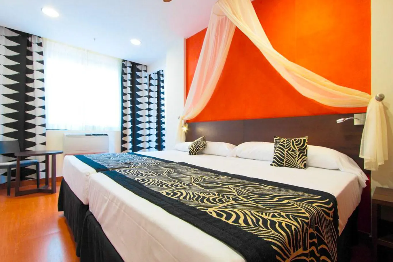 Hotel Magic Aqua Rock Gardens