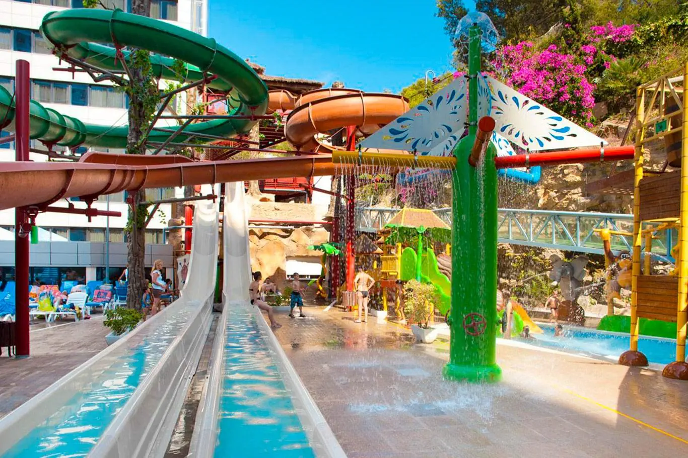 Hotel Magic Aqua Rock Gardens