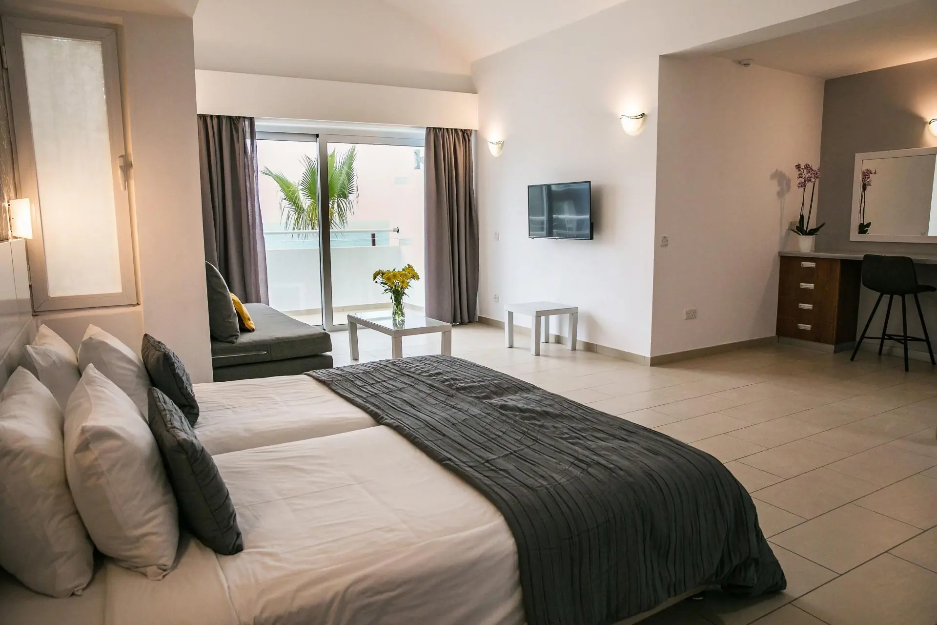 HOTEL Theo Sunset Bay Holiday Village
